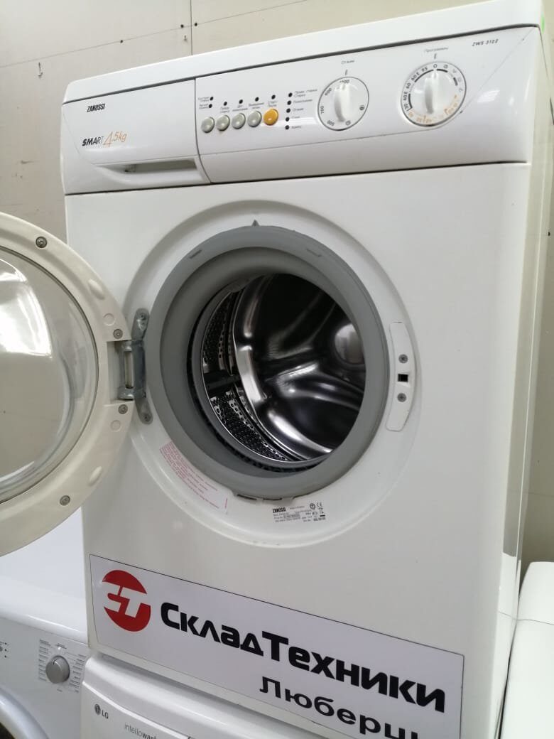 Стиральная машина Zanussi ZWS3122